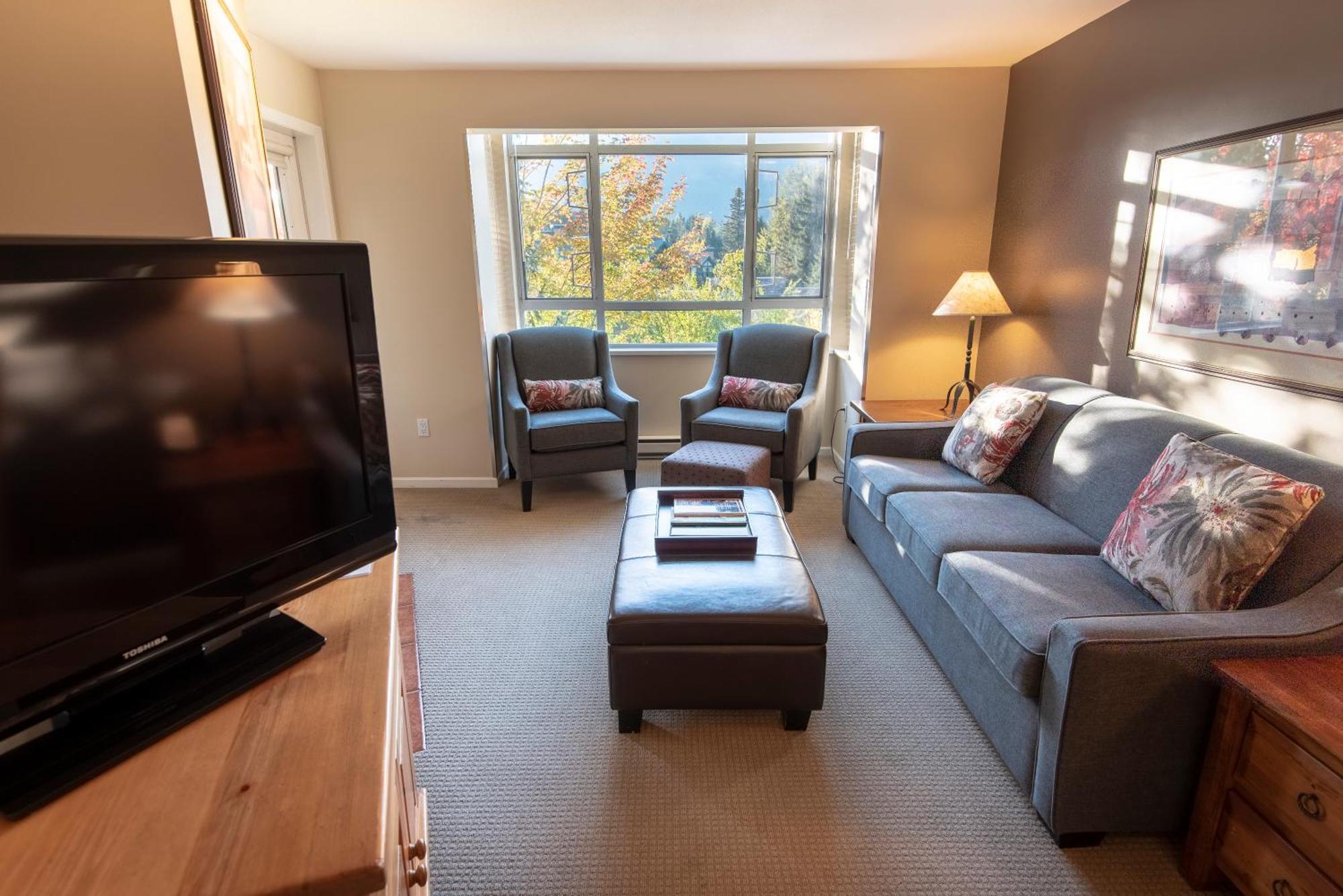 Whistler Town Plaza By Latour Hotels And Resorts Esterno foto