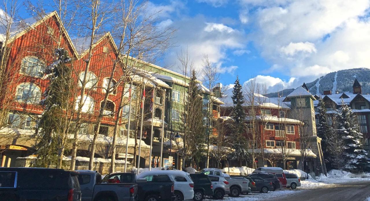 Whistler Town Plaza By Latour Hotels And Resorts Esterno foto