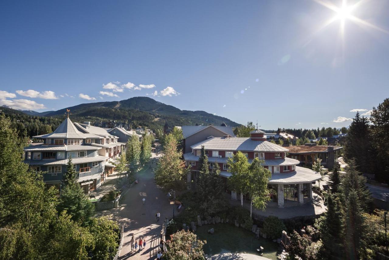 Whistler Town Plaza By Latour Hotels And Resorts Esterno foto